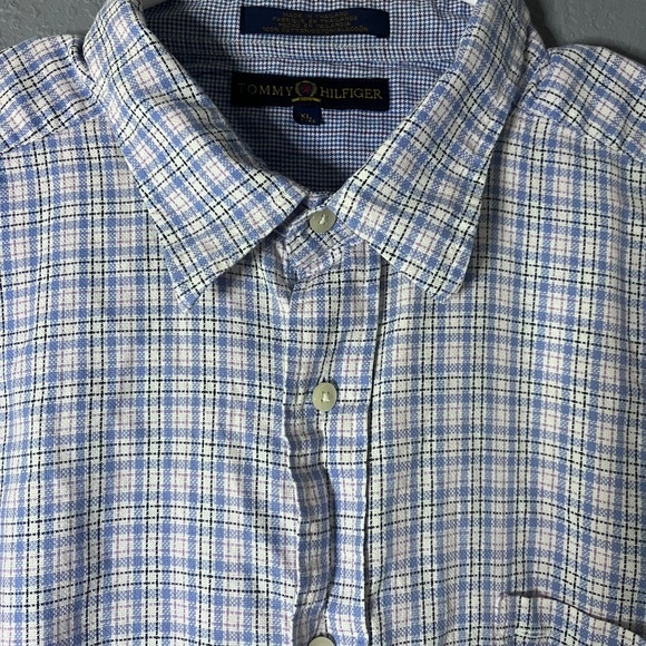 Tommy Hilfiger Dress Shirt Men’s Size XL Blue/Pink Striped Pocket Button‎ Front - Picture 4 of 6